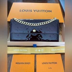 SOLD!!! Louis Vuitton Vernis Amarante Wallet on chain crossbody bag